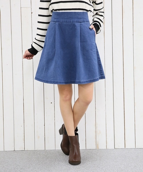 デニムタックフレアスカート