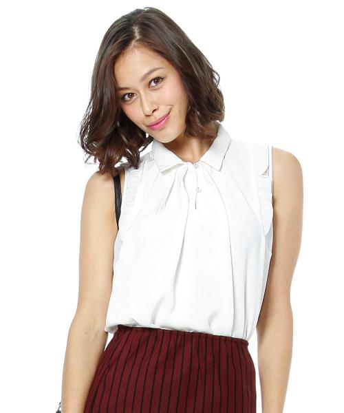 タックフリルノースリーブブラウス