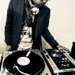 10899112_883656501656532_1688091578_a