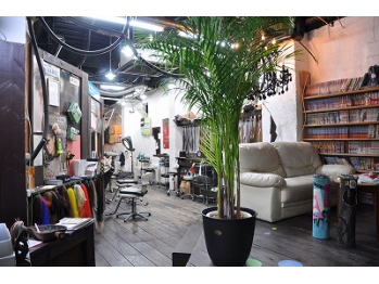 TRIBE 小倉京町店【トライブ】