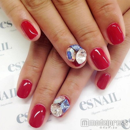 2位ショートネイル/画像提供:esNAIL