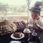 10865072_1536075289993569_1468554133_a