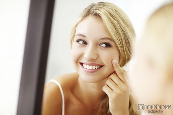 小顔で胸はって振り袖を着よう！（Photo by laflor／gettyimages）