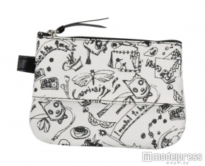 ラウンドポーチL　2,808 円（税込）