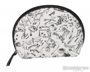 ティッシュケース　1,728 円（税込）