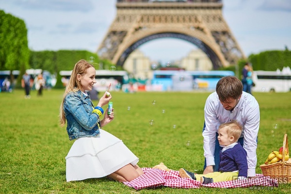 彼の理想の家庭に欠かせない女性に(Photo by jaspe)