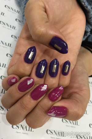 ブルーバイオレット×レッドバイオレット／画像提供：esNAIL