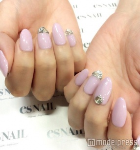 ベビーピンクネイル／画像提供：esNAIL