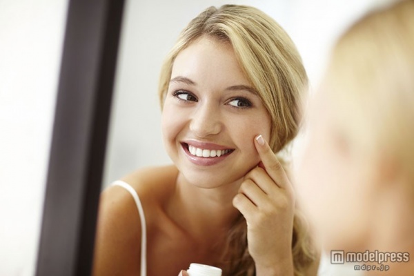 毎日鏡とにらめっこ（Photo by laflor／gettyimages）