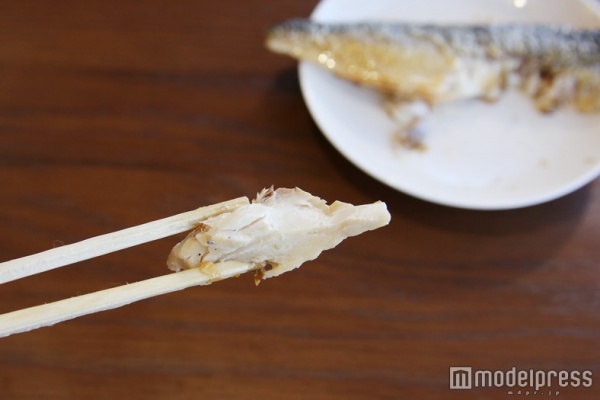 脂が乗ったふっくらとした身（c）モデルプレス