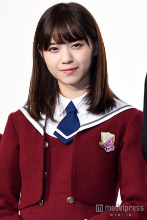 ナチュラルストレートも可愛い/西野七瀬:2015年11月撮影(C)モデルプレス