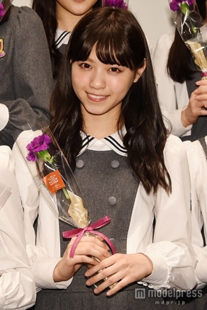 ロングヘアの西野七瀬:2015年5月撮影(C)モデルプレス