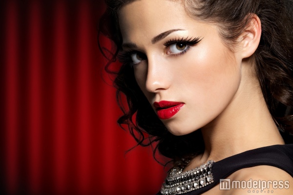 目力120%になれちゃうぱっちり二重になる方法(Photo-by-Valua-Vitaly)-