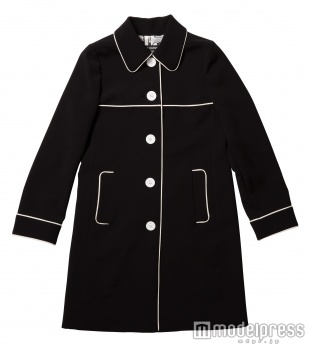 「パイピングボックスロングコート」43,200円（税込）