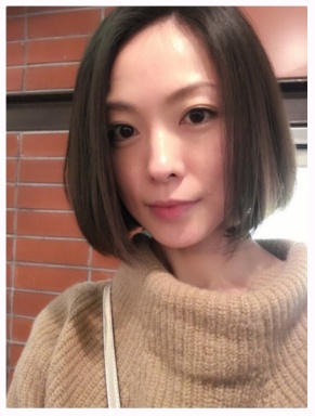 ワンレンボブにイメチェンした徳澤直子/オフィシャルブログ(Ameba)より