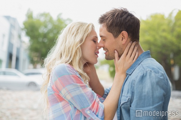 気まずい思いもキスで全部忘れちゃおう（Photo by wavebreakmedia）