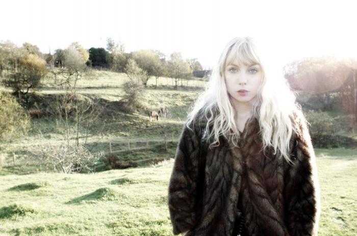 無意識のうちにやってるかも？／Photo by Tim . Simpson