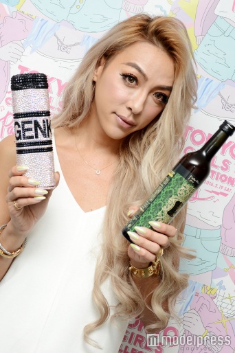 GENKING愛飲の「ハーブザイム113グランプロシリーズ」（C）モデルプレス