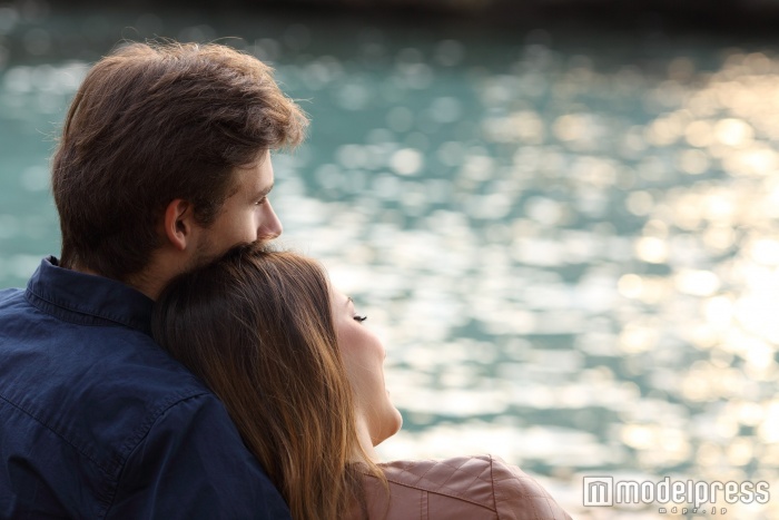 彼と付き合いたい（Photo by Antonioguillem／Fotolia）