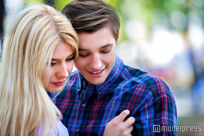 コミュ症だけど恋愛したい!気になる男性と仲良くなる方法(photo by Gennadiy Poznyakov/Fotolia)