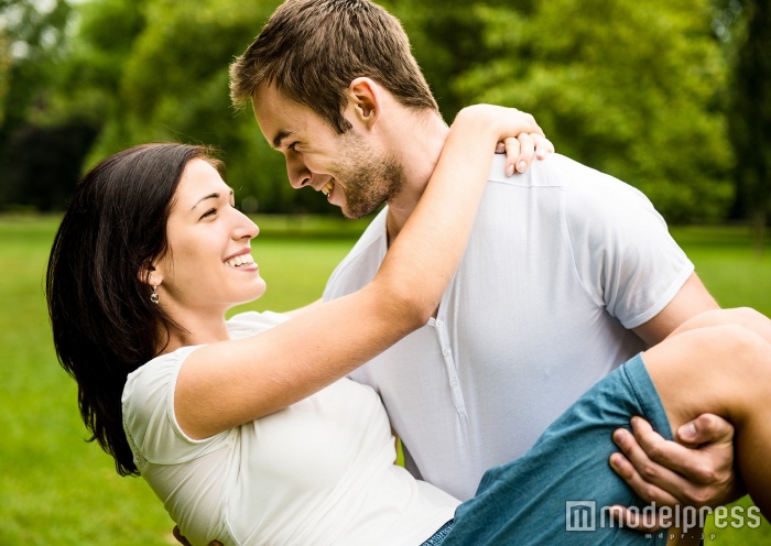 俺が守らなくちゃ!男心くすぐる女性の特徴5つ(photo by Martinan/Fotolia)