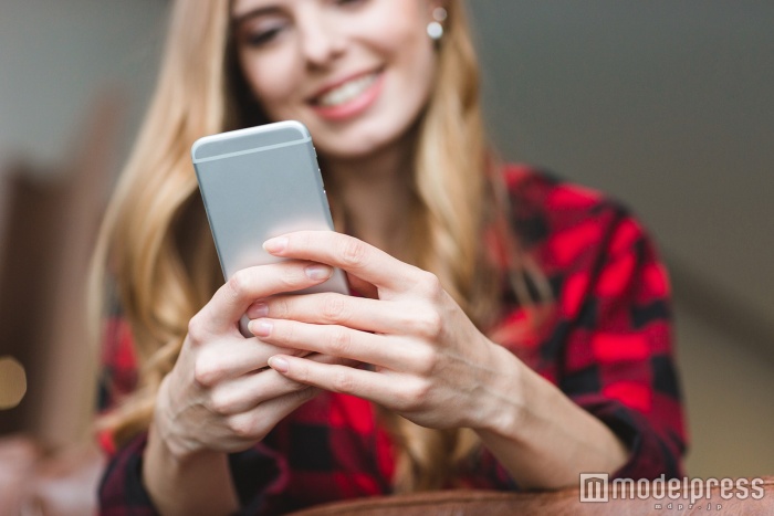 癒される~!彼がホッとする女性の電話の話し方5つ(photo by vadymvdrobot/Fotolia)