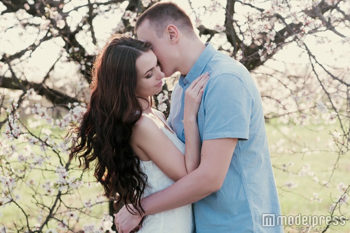 したたか女子のモテる秘訣！恋愛テクニック5つ（photo by tatyana_k／Fotolia）