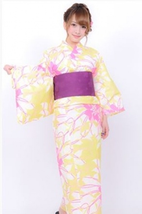 浴衣3点セット（イエロー）「Kirara」6,500円（税込）／画像提供：Kirara