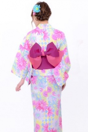 浴衣3点セット（イエロー）「Kirara」7,700円（税込）／画像提供：Kirara