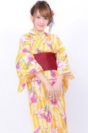 浴衣3点セット（イエロー）「Kirara」6,500円（税込）／画像提供：Kirara