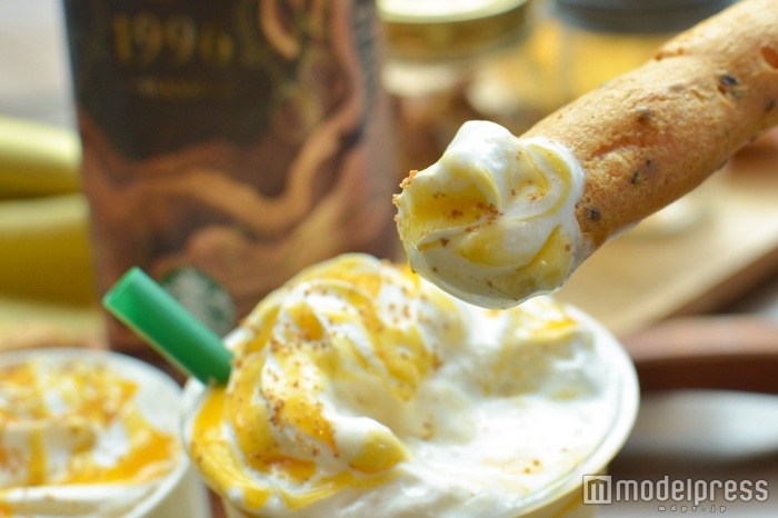 クリームをたっぷりディップして召し上がれ！（C）モデルプレス