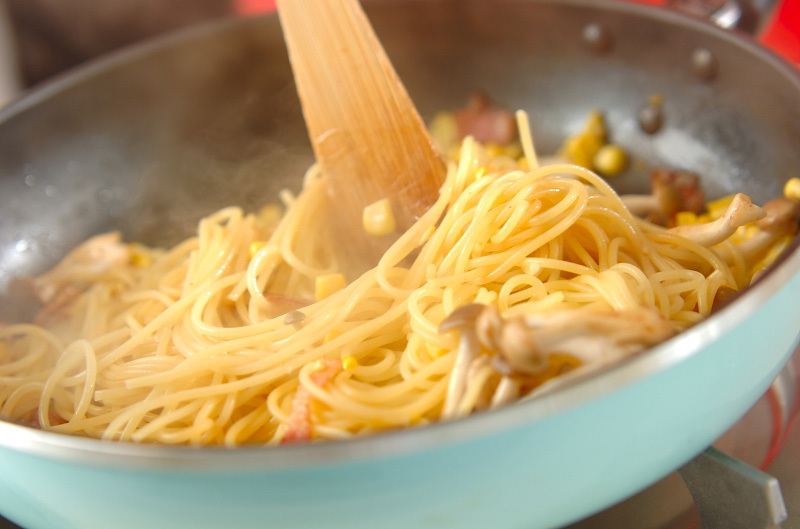 香りよし、味よし、夏の定番！「大葉のバターしょうゆパスタ」