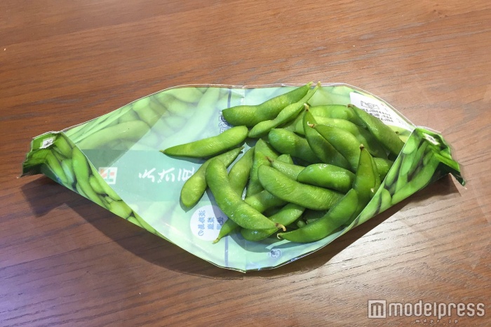 左側を殻入れにして食べました（C）モデルプレス