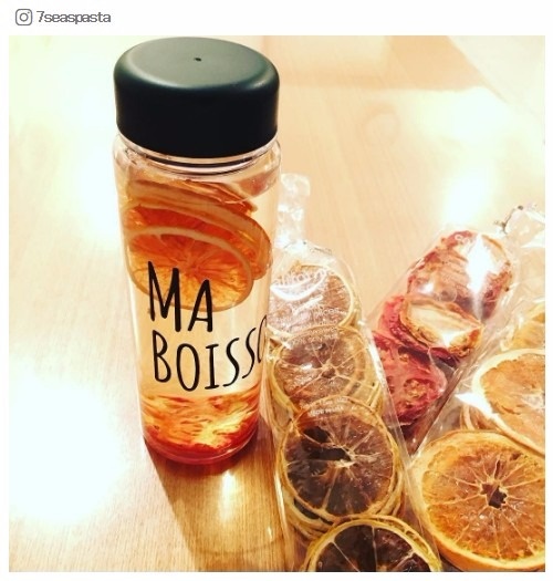 「フォンダンウォーター」って知ってる？韓国でブームのドリンクが秋にぴったり／7seaspastaさんInstagram