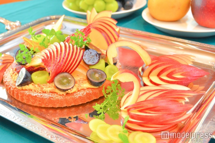 りんごで「白鳥」の飾り切りは想像以上に簡単！5分でできた【体験レポ】【体験レポ】（C）モデルプレス