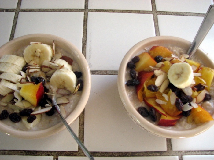 フルーツと合わせれば彩りも◎／Photo：Oatmeal deluxe  by Micah Sittig