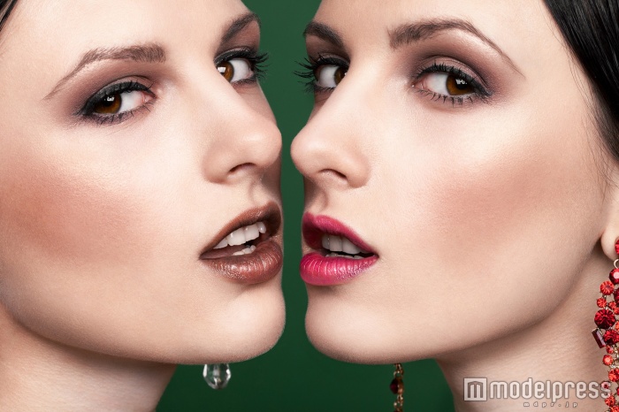 毛穴汚れの原因は角質詰まり（Photo by AlexButsCom） 