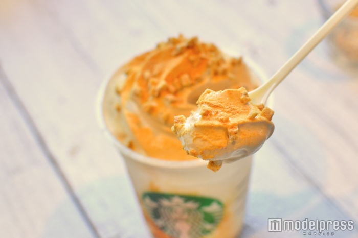 スノー ピーカン ナッツ フラペチーノ（C）モデルプレス