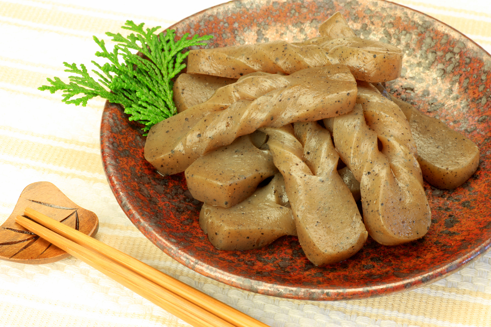 こんにゃく飽きた？噂のダイエトレシピでこんにゃくをお肉に変えちゃおう♪