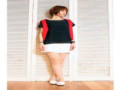 今っぽ大人スタイルは白のショートパンツでおまかせコーデ♪