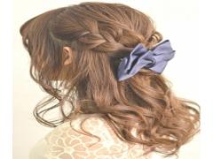 ヘアアレンジするならこれ！ハーフアップ＋編み込みがかわいすぎる♡