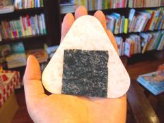 おにぎり？パンケーキ？並べてかわいい‘食べ物トランプ’がリアルで美味しそう♡