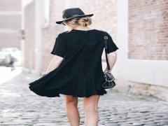 夏のブラックコーデは「透け感」が大事。これで暑苦しさとはバイバイ！