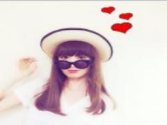 露出がありすぎるのはちょっと...ゆるめな重ね着ビスチェが可愛い♡