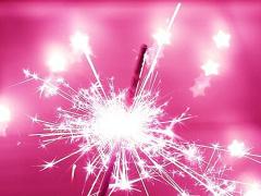 ビビットピンクのネイルで、夏を鮮やかに彩りましょう♡