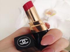 夏だからこそ赤リップがかわいい♡