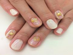 梅雨を吹き飛ばせ！シェルやホログラムでキラキラ夏ネイル♡