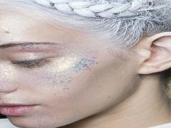 ロングヘア必見＊簡単マーメイド・ヘアで夏のアレンジは決まり