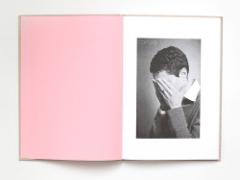 彼は絶賛イライラ中。行列待ち時間を楽しく過ごすためのメソッド♡