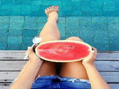 夏のおでかけに、3COINS"スイカ柄グッズ"がプチプラかわいいって話題♡